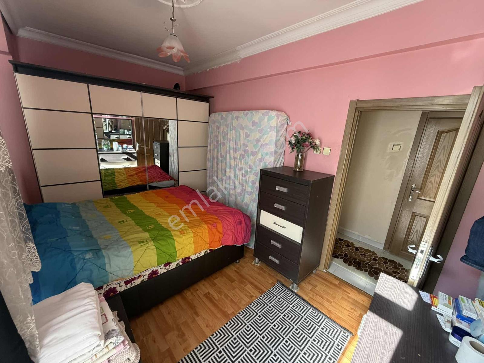 Güngören Güven Mah Posta Caddesi Üzerinde 3+1 Satılık Daire — fotoğraf 6