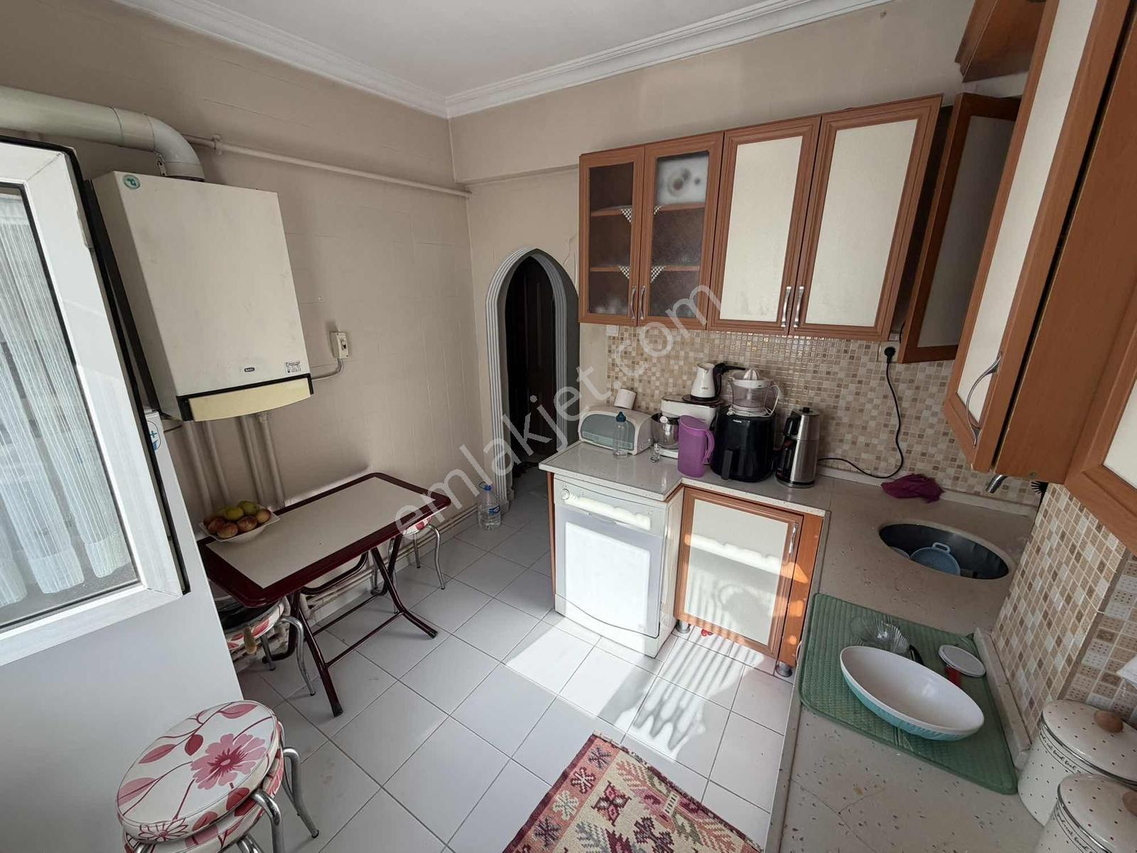Güngören Güven Mah Posta Caddesi Üzerinde 3+1 Satılık Daire — fotoğraf 12