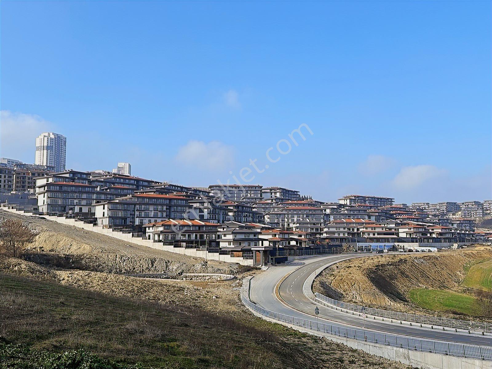 Bahçeşehir 4+1 Emlak Konut Vadi Evleri 1.etap Bahçe Dublex — fotoğraf 2
