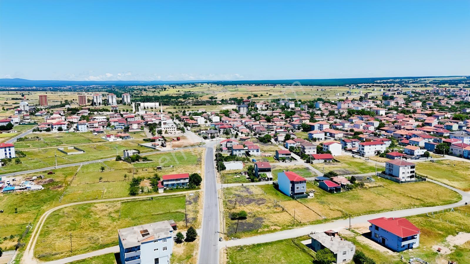 Güven'den 300m² İmarlı Tek Tapu Yola Cephe Fırsat Arsa !!!!!!!!! — fotoğraf 3
