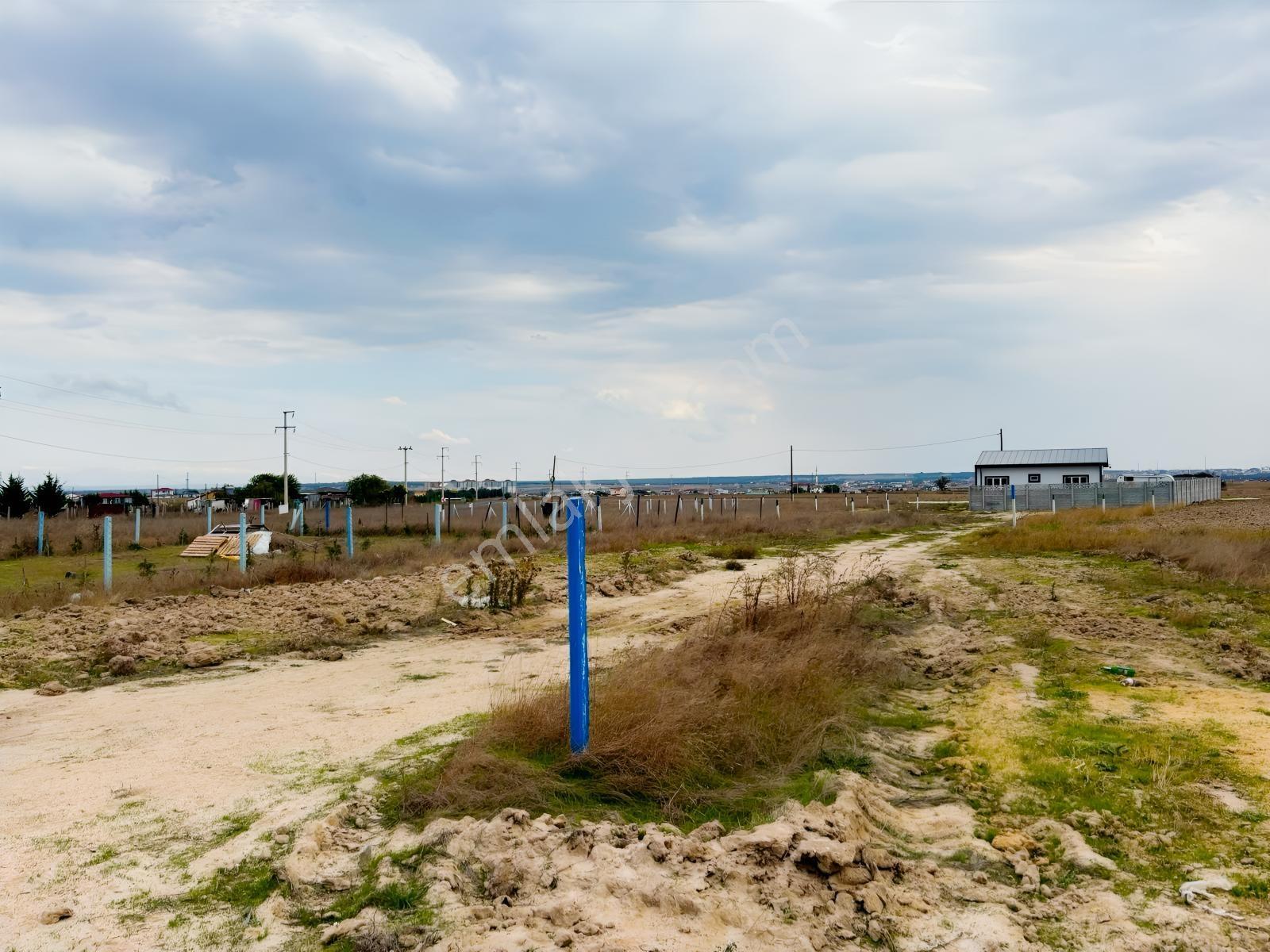 Güven'den 300m² İmarlı Tek Tapu Yola Cephe Fırsat Arsa !!!!!!!!! — fotoğraf 14