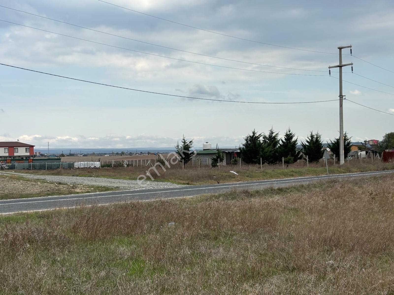 Güven'den 300m² İmarlı Tek Tapu Yola Cephe Fırsat Arsa !!!!!!!!! — fotoğraf 35
