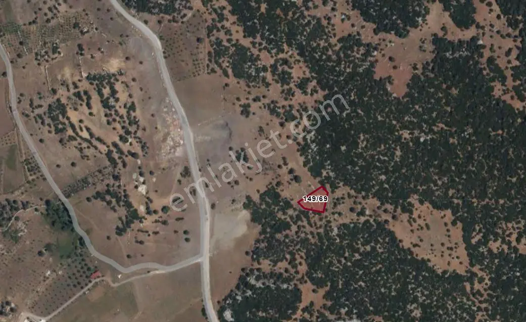 Ayb Gayrimenkulden Dont Mahallesinde Çevre Yoluna Yakın 980 M² Fırsat Tarla