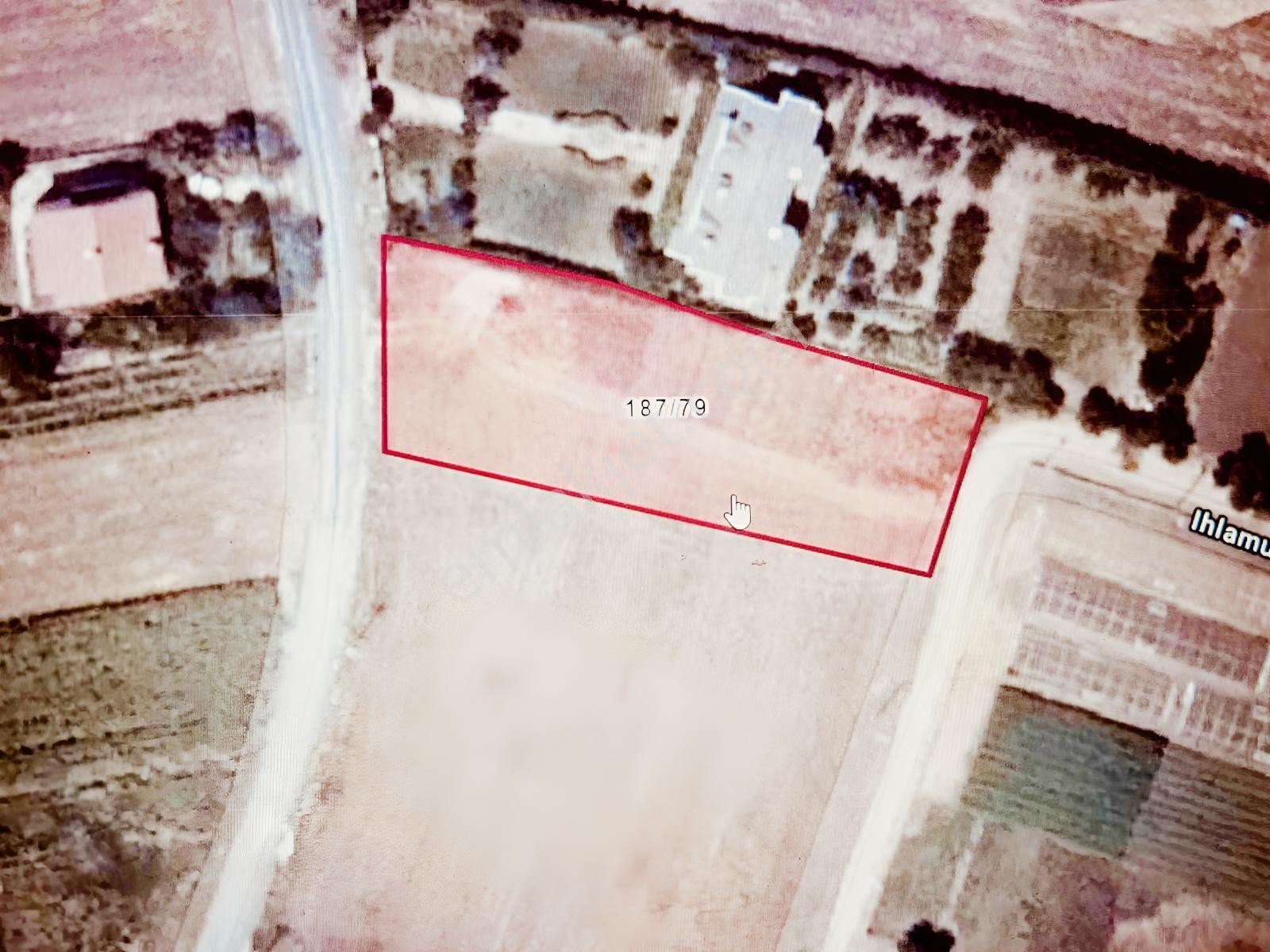 Silivri Çeltik Mahallesi'Nde Satılık 1734 M² Konut İmarlı Arsa