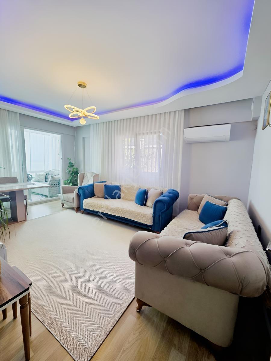 Acil Satılık ️karabağlar Günaltay'da Harika Konumda 2+1 Daire — fotoğraf 4