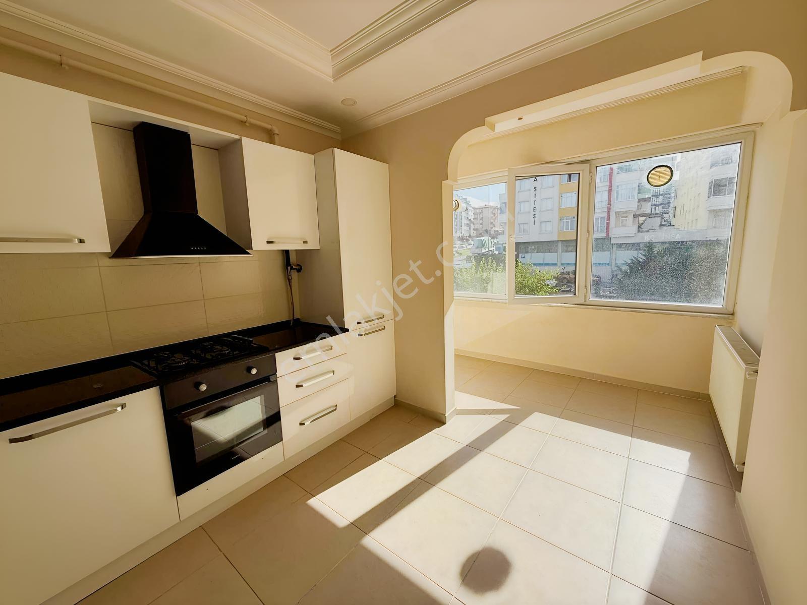 Onay 'dan Çerkezköy İstasyon Tepe Yolunda Ultra Büyük 2+1 Daire — fotoğraf 16