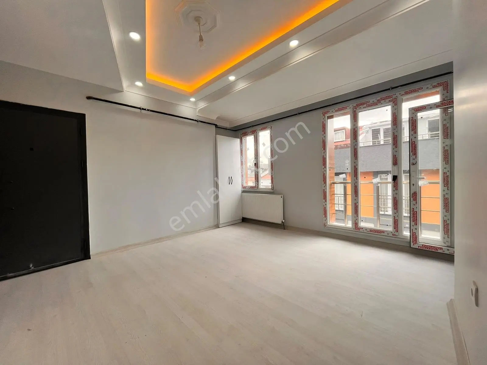 Kanarya'da 3+2 160m2 Tapu Masrafsız Kombi+ankastre Sıfır Dublex — fotoğraf 3