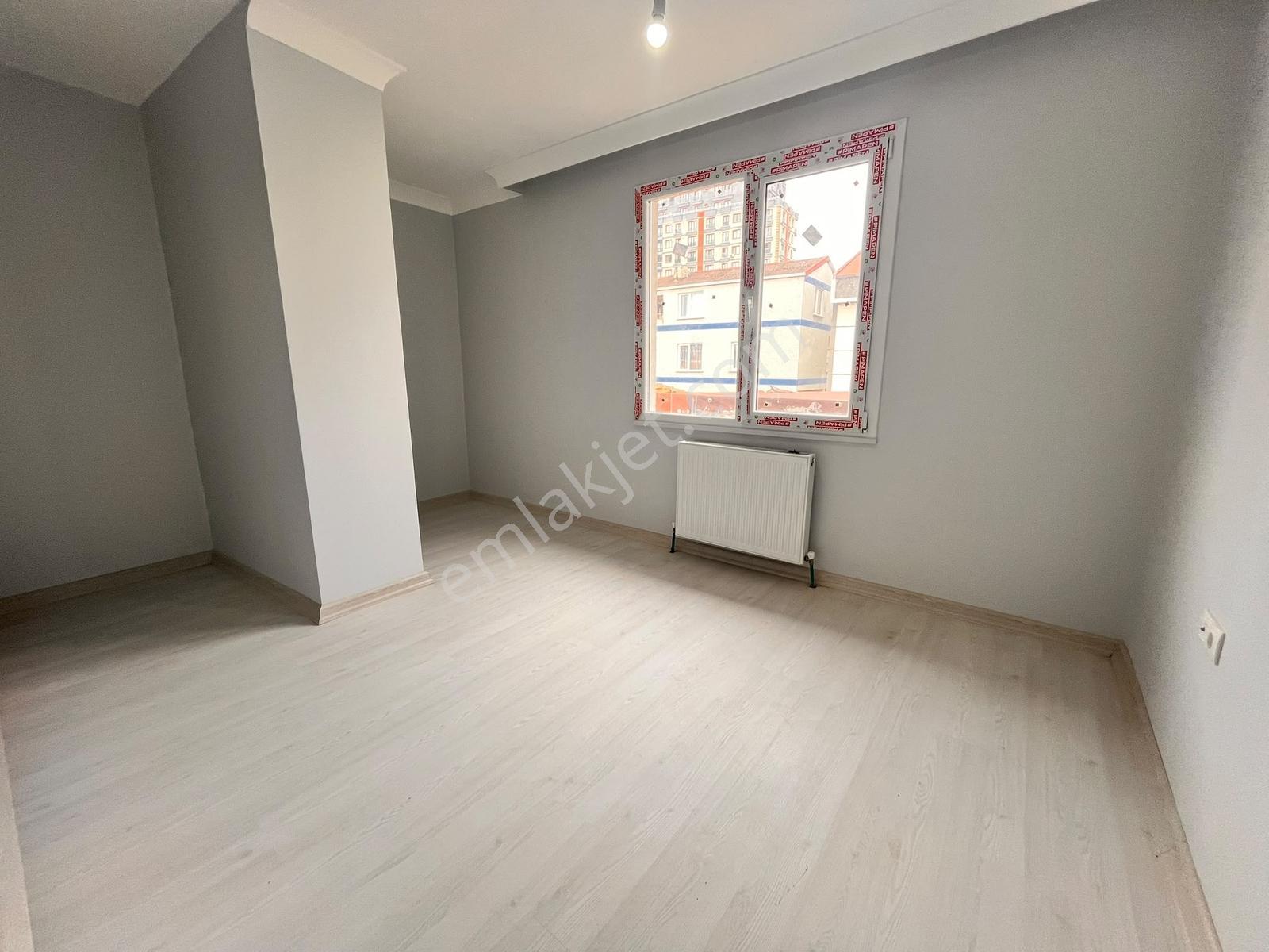 Kanarya'da 3+2 160m2 Tapu Masrafsız Kombi+ankastre Sıfır Dublex — fotoğraf 14