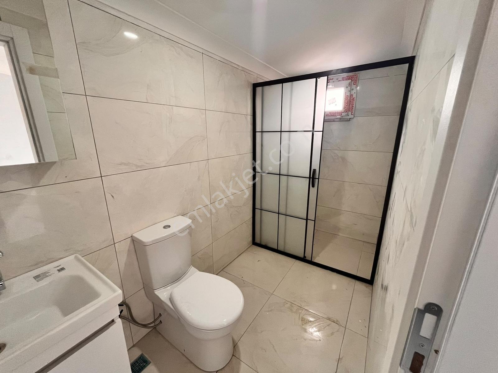 Kanarya'da 3+2 160m2 Tapu Masrafsız Kombi+ankastre Sıfır Dublex — fotoğraf 36