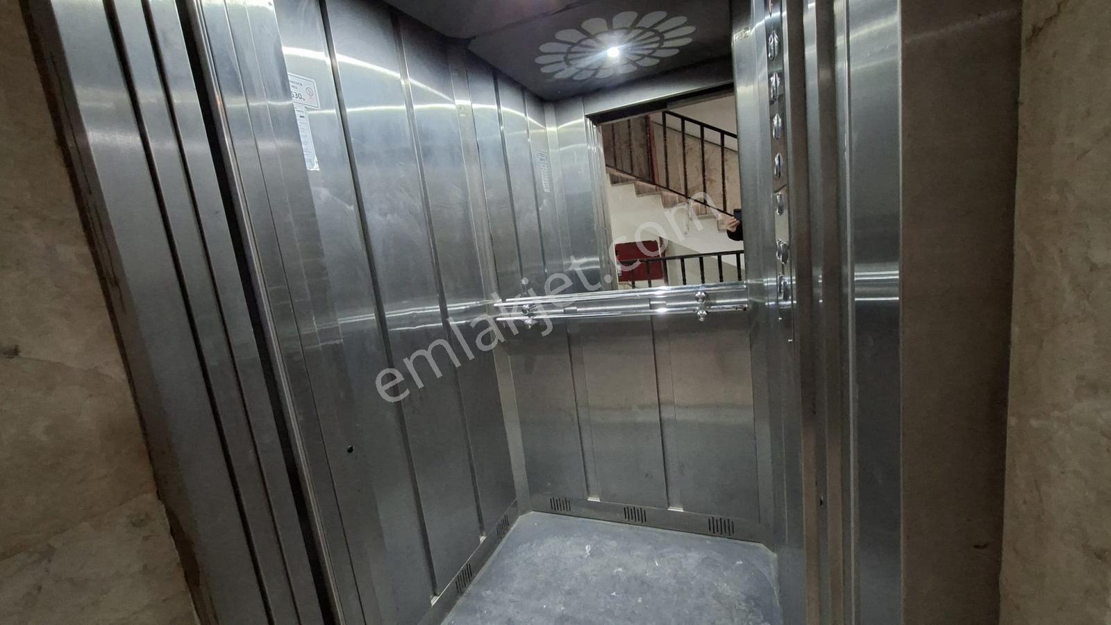 Topçu'da Ebeveyn Ban. İskanlı S.ocağı Yakını 145 M Net — fotoğraf 4
