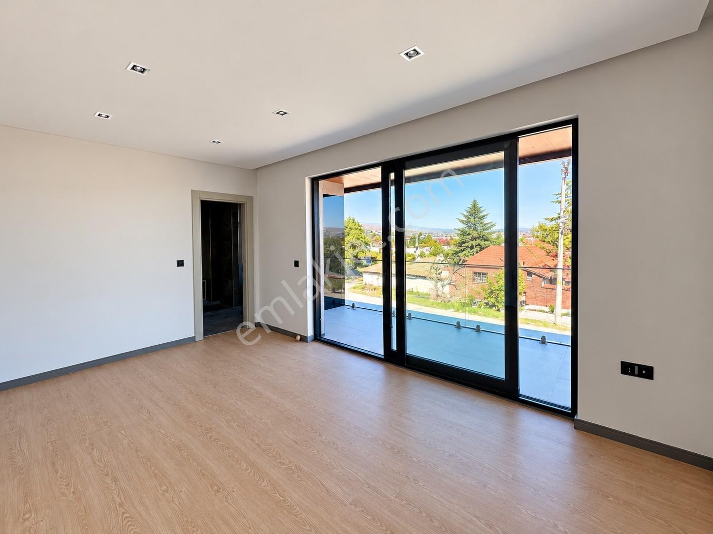 Gölbaşı Ballıkpınar' Da Sakin Yaşam Sunan Tripleks Villa — fotoğraf 17