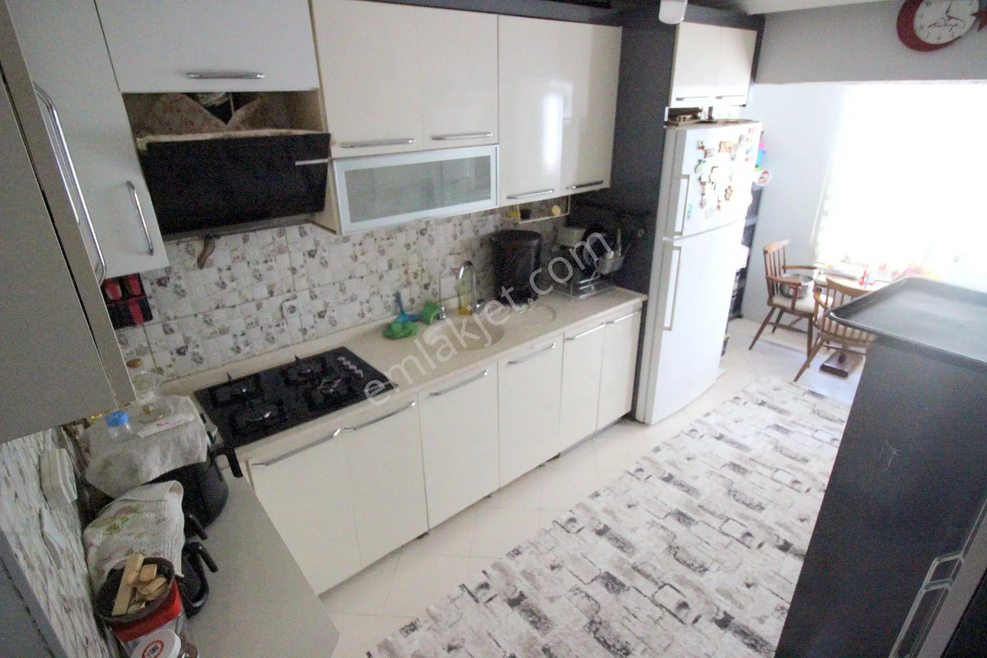 Hemdem Gayrimenkul'Den Topçu'Da 14.Cadde Yanı Asansörlü Ön Cephe 5+2 Satılık Dai...