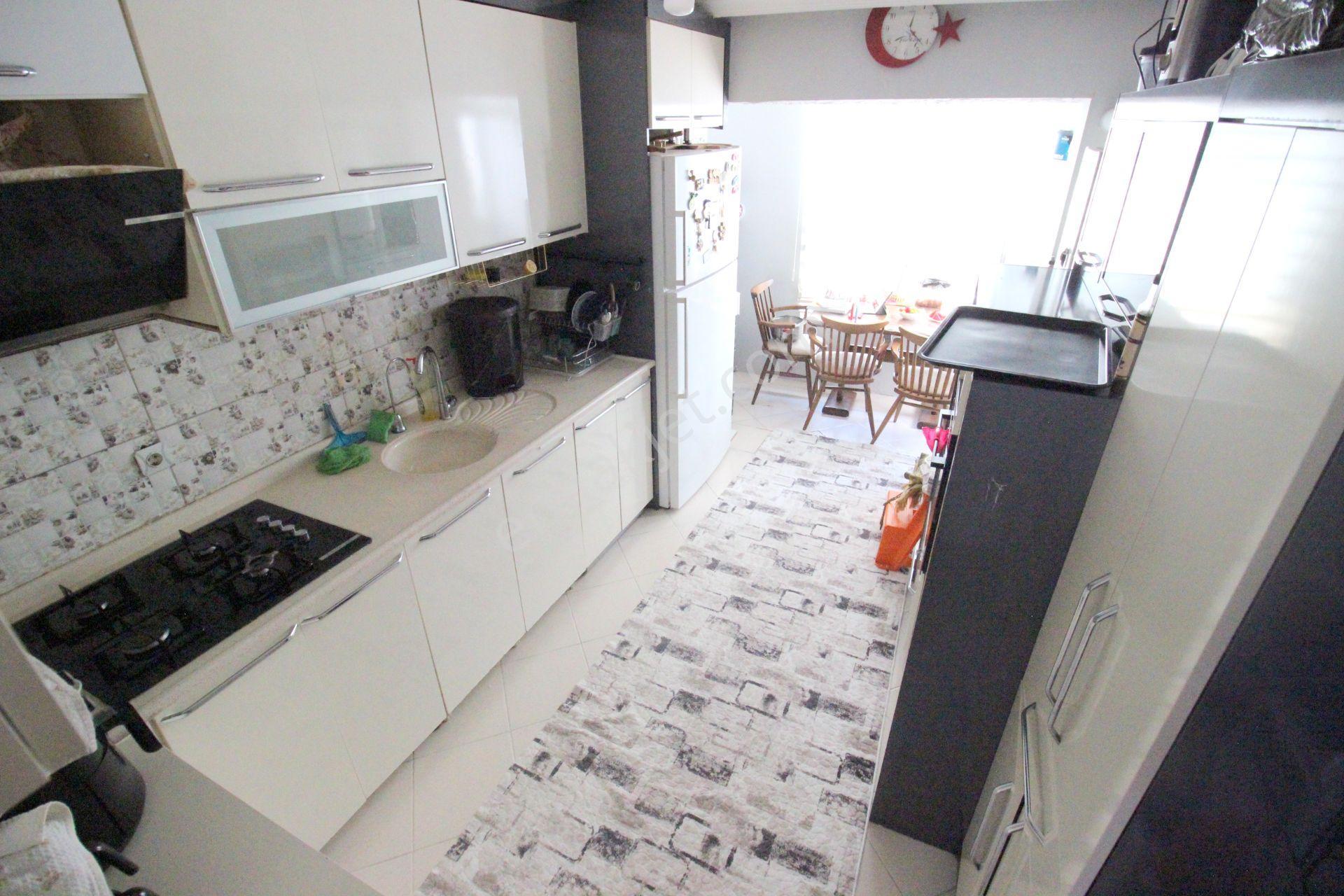 Hemdem Gayrimenkul'den Topçu'da 14.cadde Yanı Asansörlü Ön Cephe 5+2 Satılık Daire — fotoğraf 7