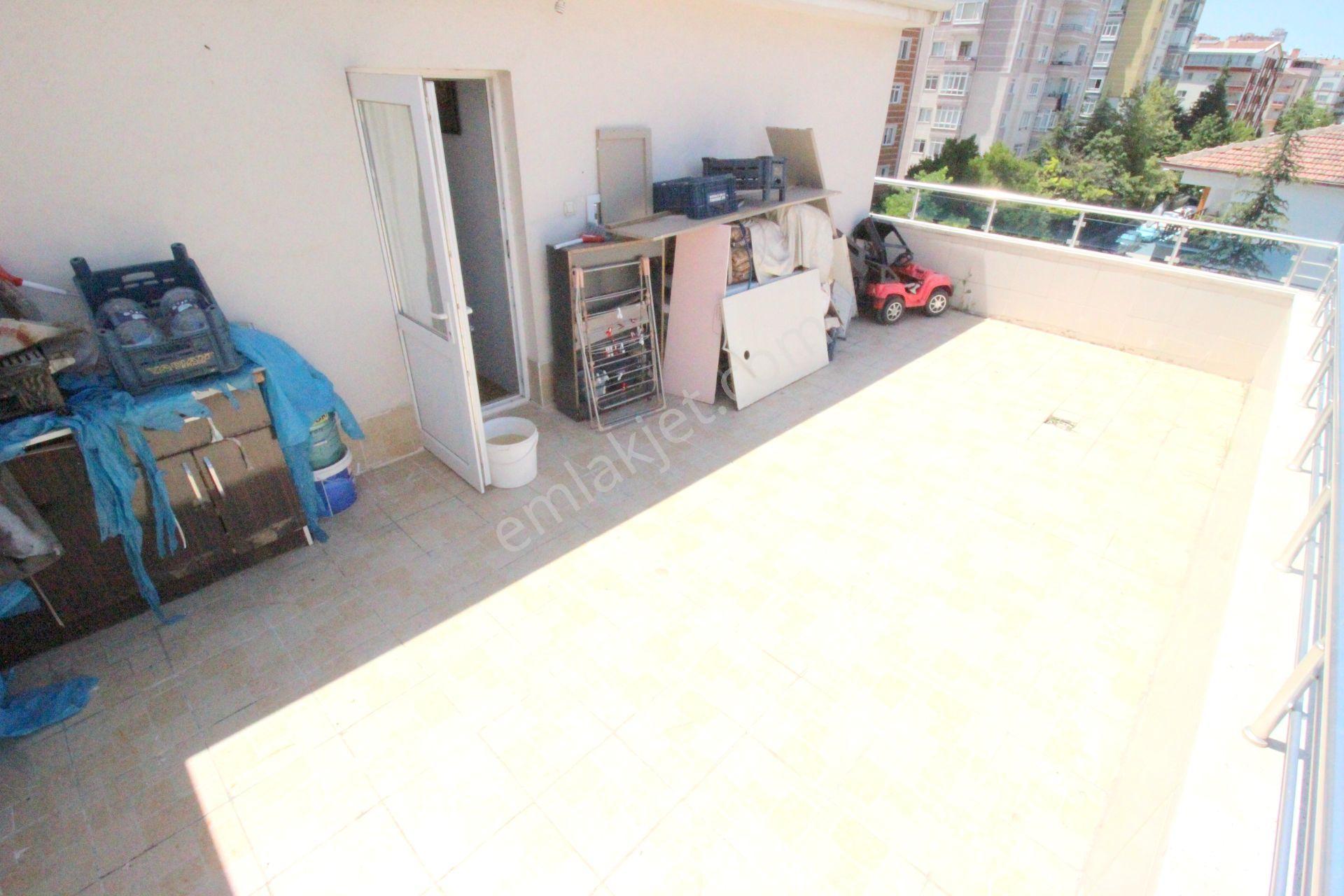 Hemdem Gayrimenkul'den Topçu'da 14.cadde Yanı Asansörlü Ön Cephe 5+2 Satılık Daire — fotoğraf 33