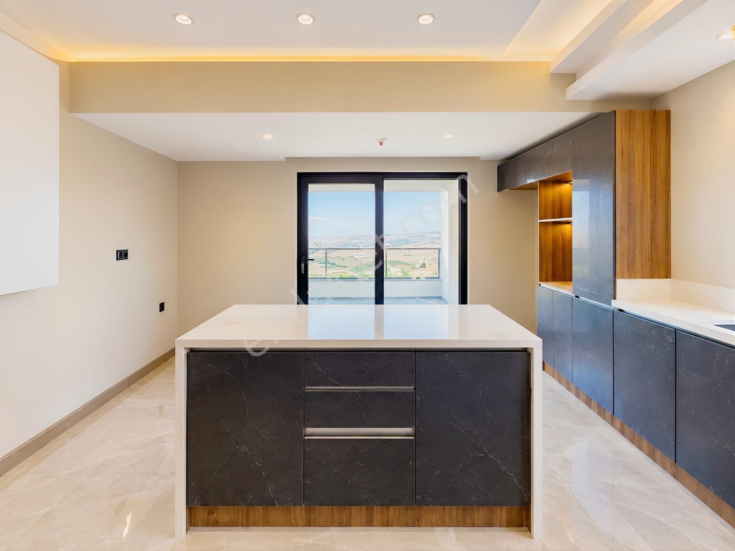 Sky Line Towers 21. Katta 4.5+1 Gd Cephe Satılık Daire — fotoğraf 6