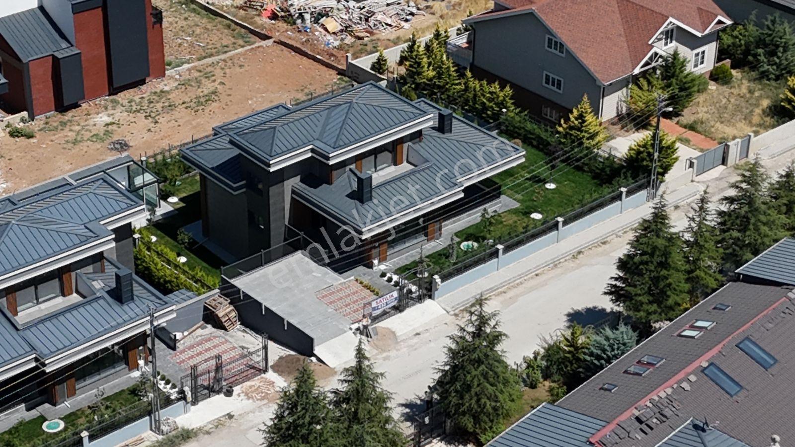 Gölbaşı Karşıyaka'da İleri Natamam Satılık Villa 400 M² — fotoğraf 4