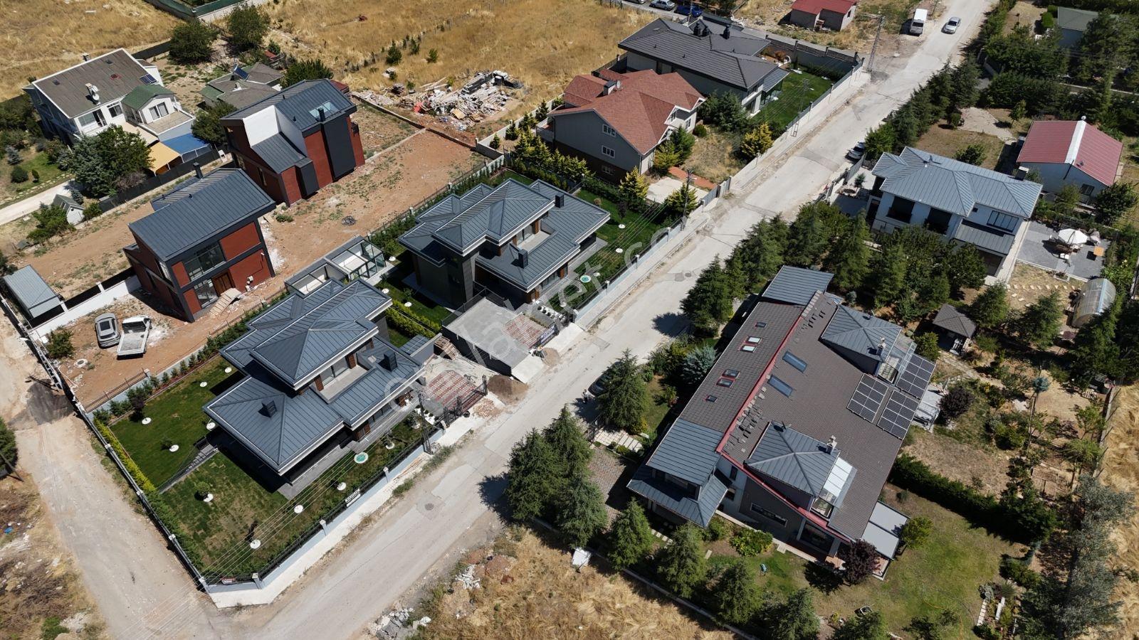 Gölbaşı Karşıyaka'da İleri Natamam Satılık Villa 400 M² — fotoğraf 14