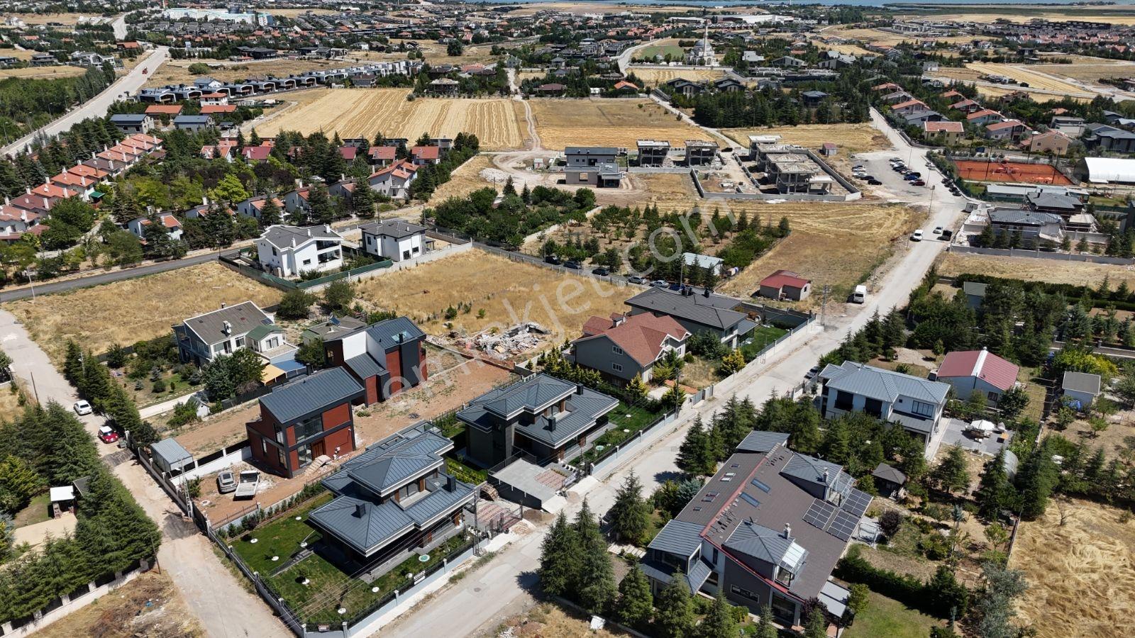 Gölbaşı Karşıyaka'da İleri Natamam Satılık Villa 400 M² — fotoğraf 16