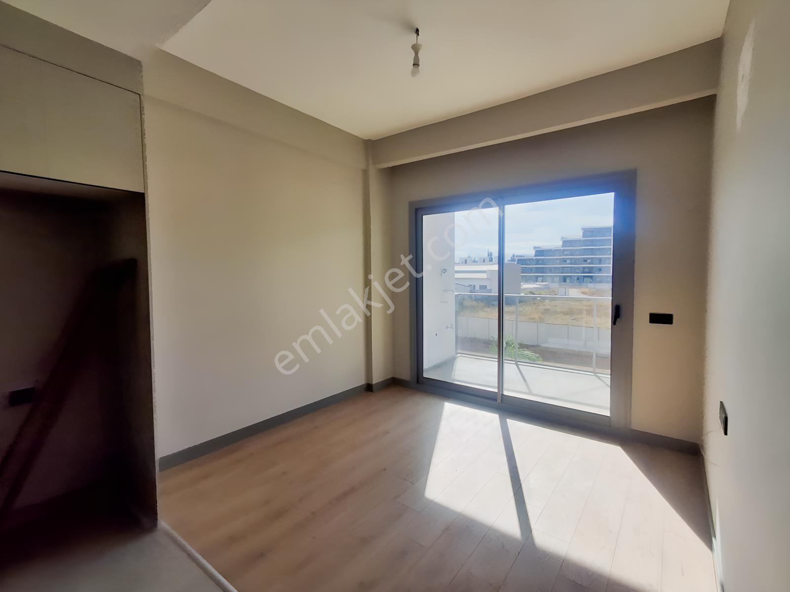 Kaçırılmayacak Fırsat 1+1 Havuzlu Konforlu Sitede Satılık Daire — fotoğraf 4