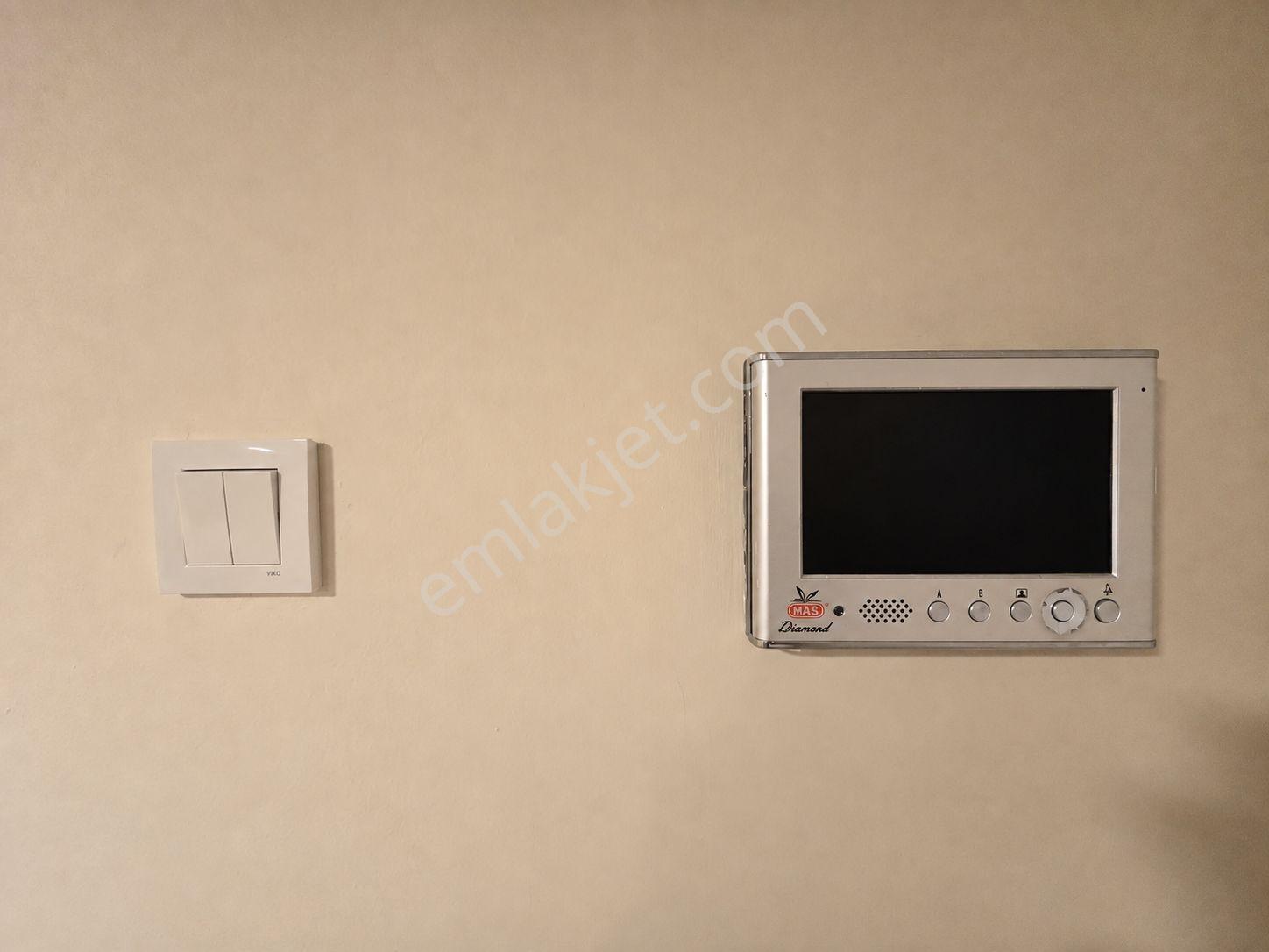 Başçavuş Sokakta Giriş Katta 1+1 Komple Yenilenmiş Satılık Daire — fotoğraf 20