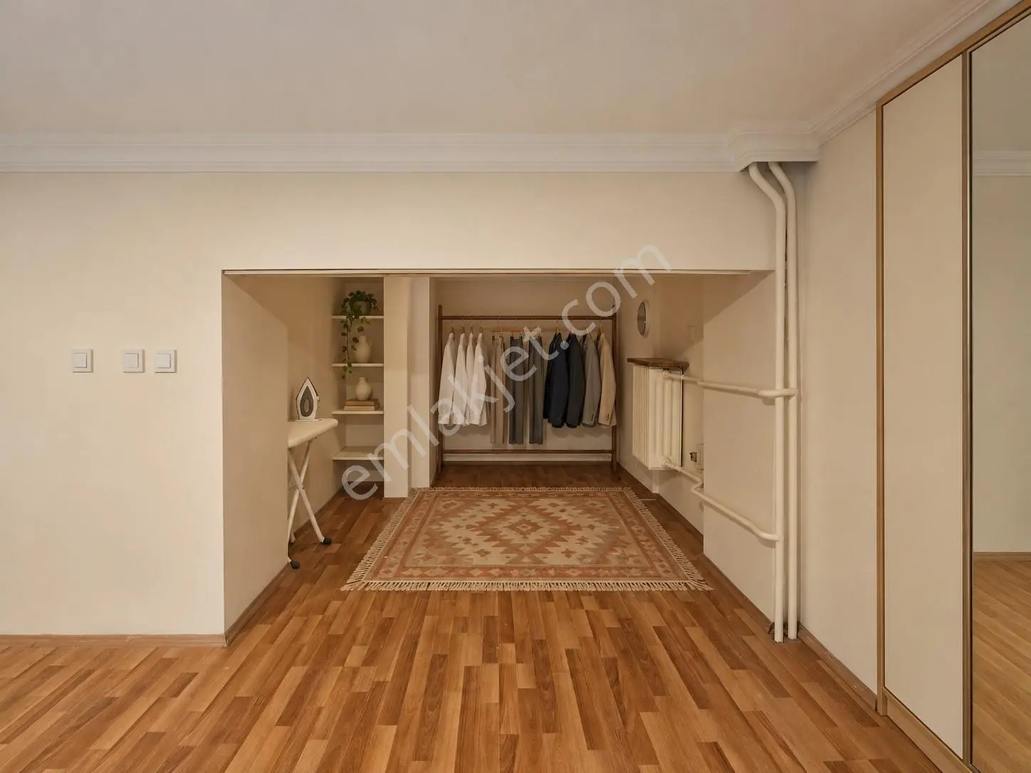 Başçavuş Sokakta Giriş Katta 1+1 Komple Yenilenmiş Satılık Daire — fotoğraf 36