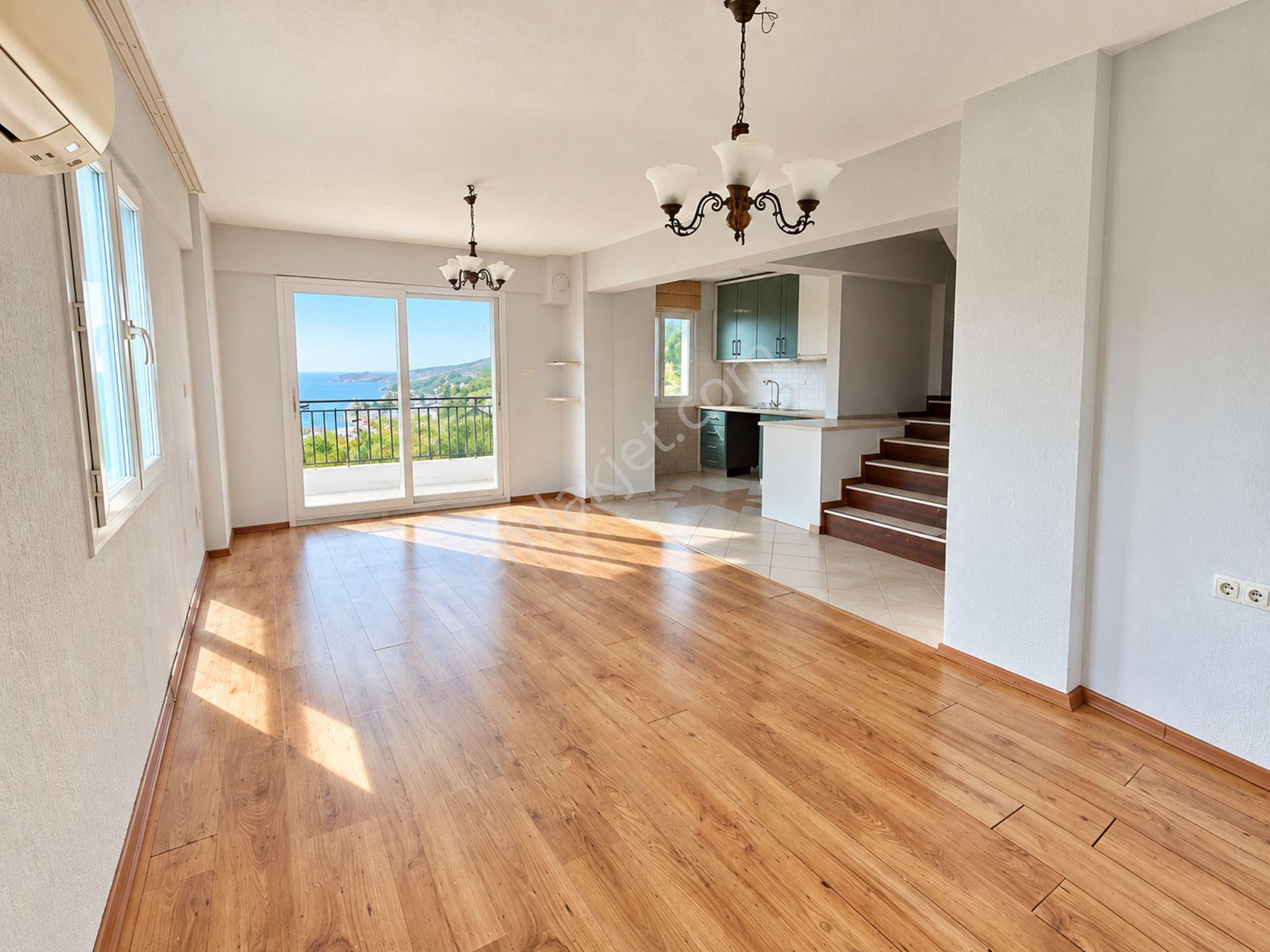 Karaburunda Denize 600 M | 466 M² Bahçeli | Manzaralı 6+1 Villa — fotoğraf 6