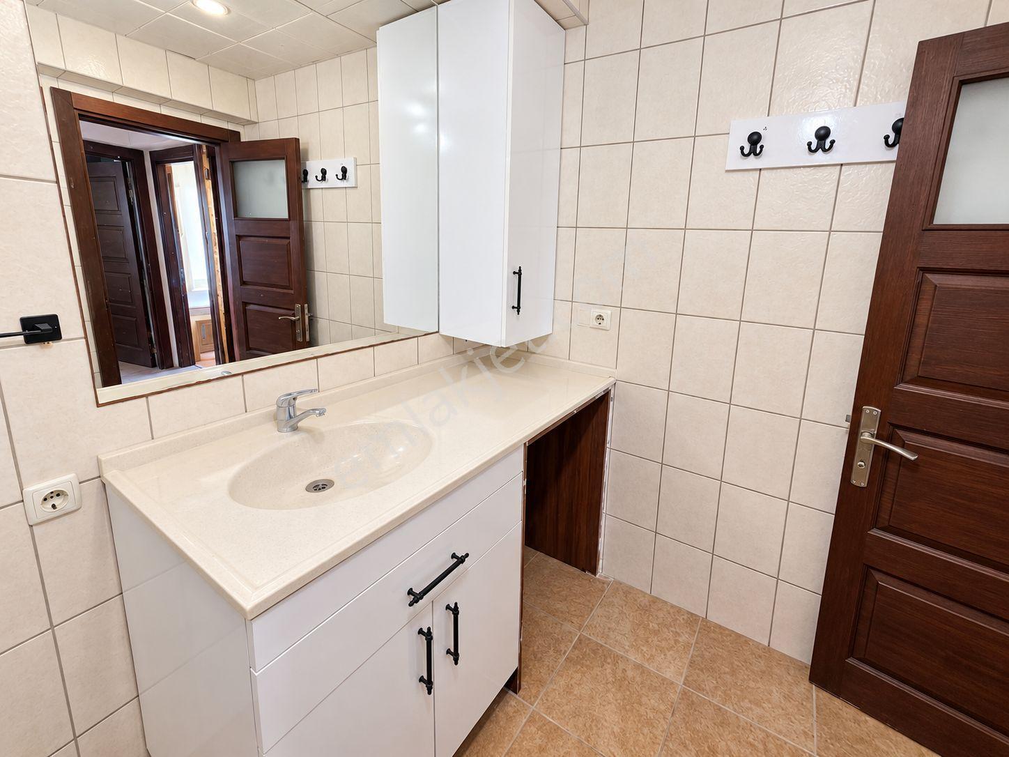 Karaburunda Denize 600 M | 466 M² Bahçeli | Manzaralı 6+1 Villa — fotoğraf 11
