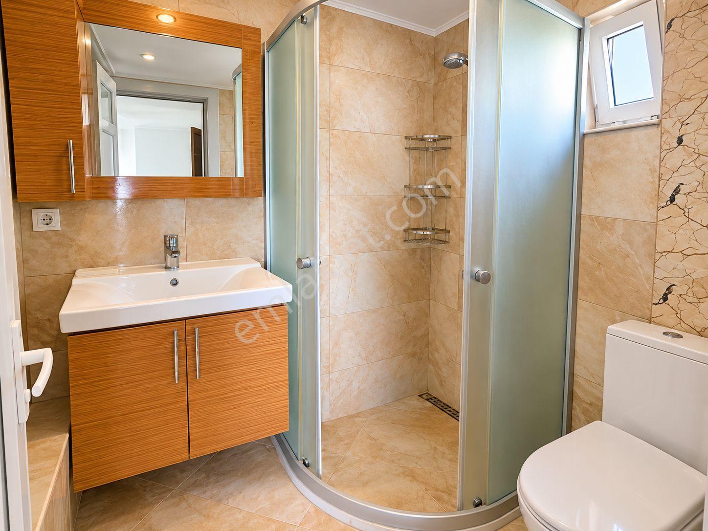 Karaburunda Denize 600 M | 466 M² Bahçeli | Manzaralı 6+1 Villa — fotoğraf 12