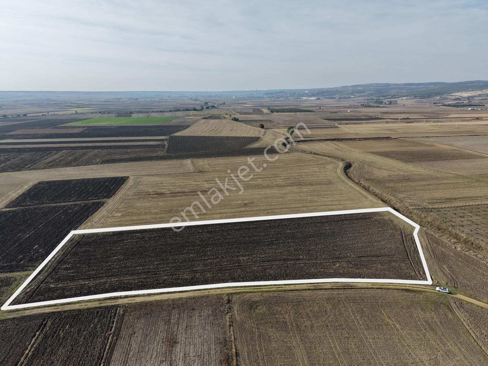 Okçular Köyünde Anayola Yakın 13.400 M2 Tek Tapu Satılık Tarla — fotoğraf 5