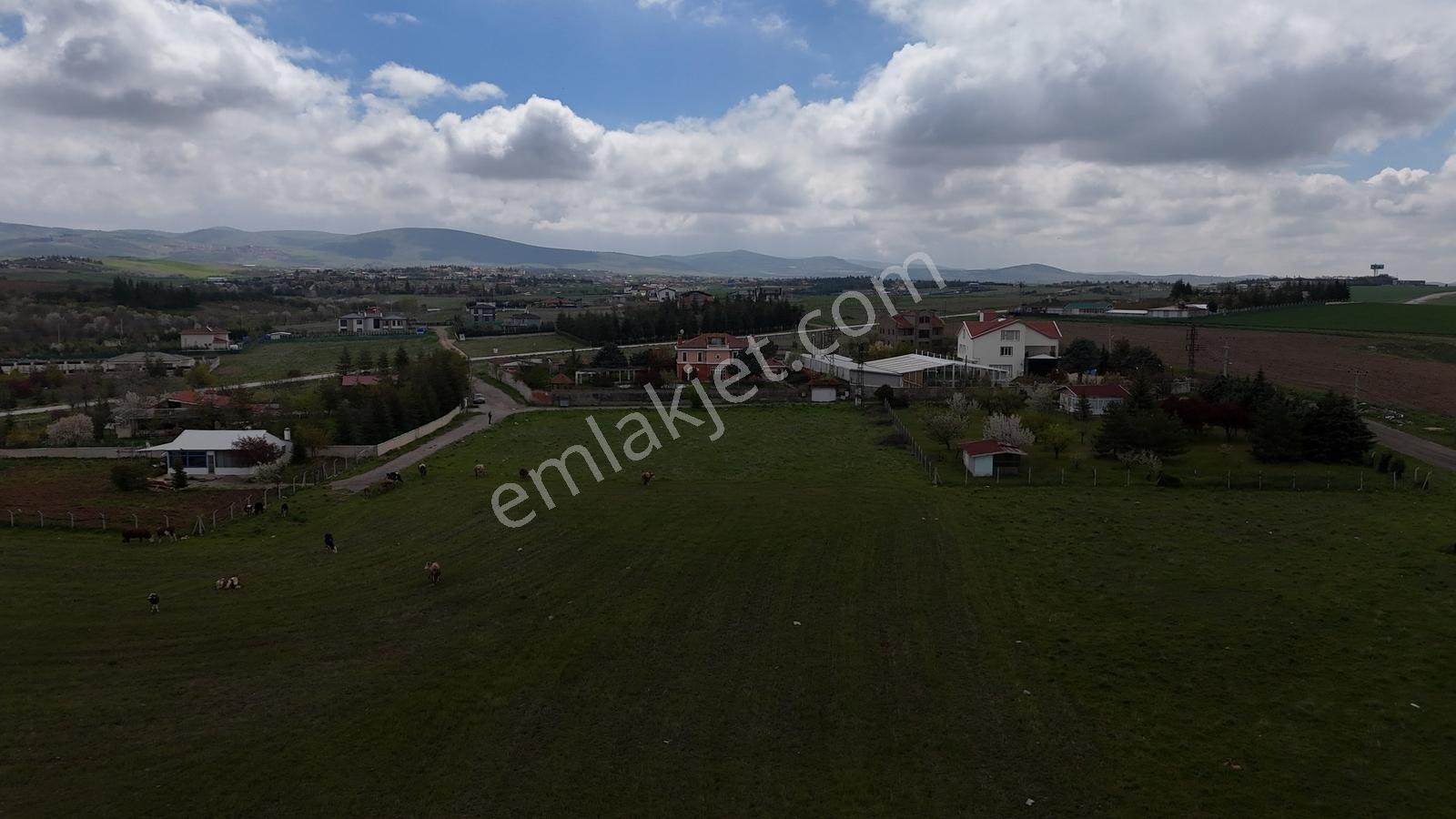 Gölbaşı Bahçelievler'de 3.000 M2 Köşe Parsel Satılık Arsa — fotoğraf 10