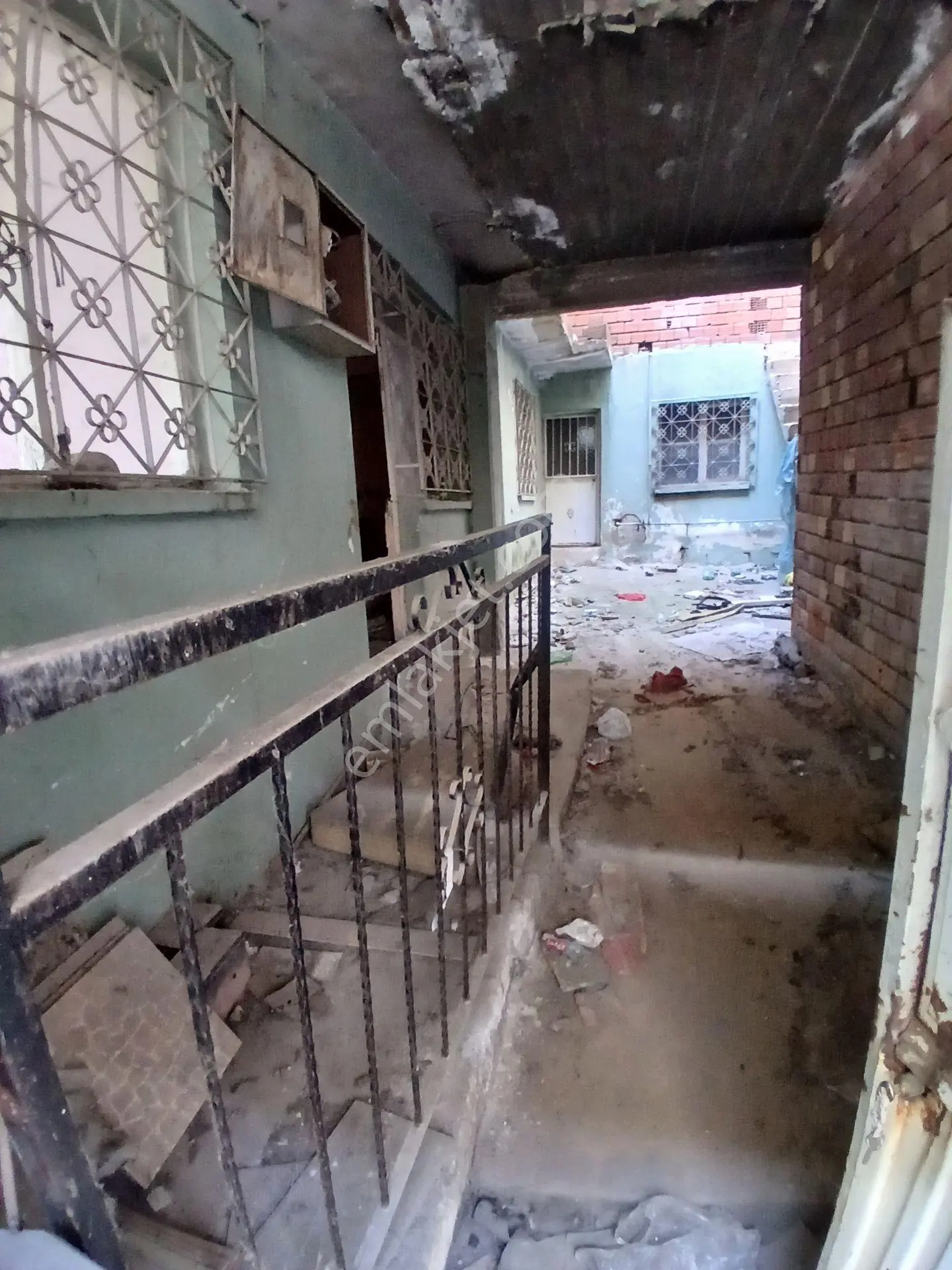 Karabağlar Abdi İpekçi'de 126 M² 2+1 Satılık Müstakil Ev — fotoğraf 5