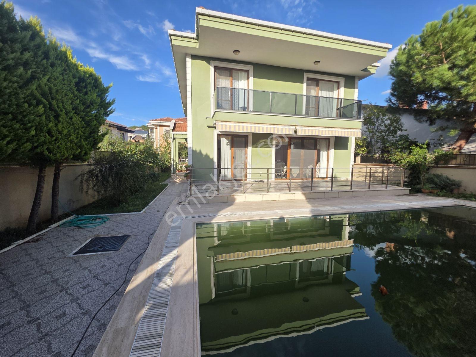 Remax Anka'dan Merkezi Konumda 6+1 Müstakil Villa — fotoğraf 2