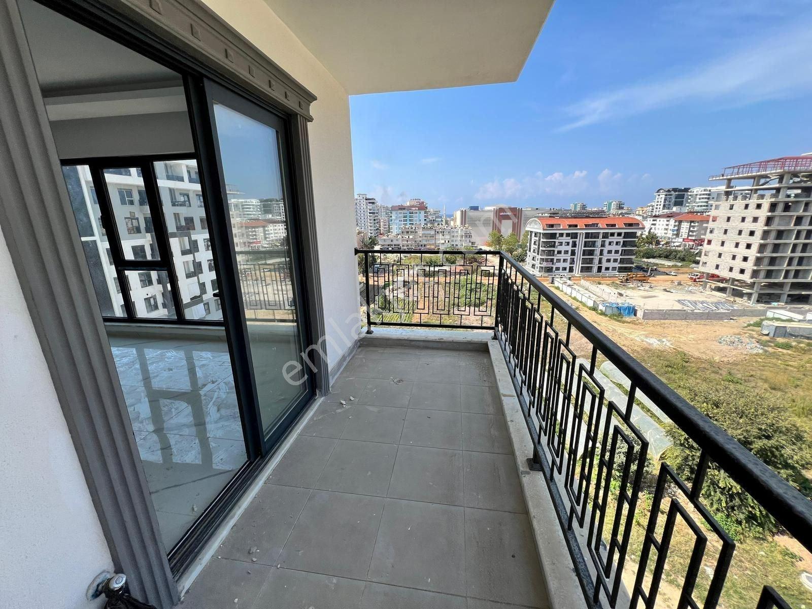 Alanya Mahmutlar’da Denize 650 M Lüks Komplekste 1+1 Daire — fotoğraf 6
