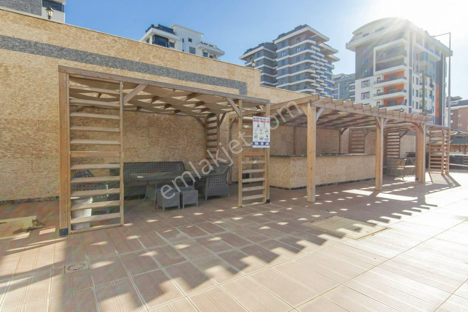Alanya Mahmutlar’da Denize 650 M Lüks Komplekste 1+1 Daire — fotoğraf 12