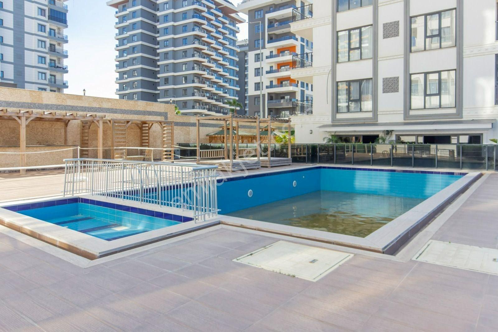Alanya Mahmutlar’da Denize 650 M Lüks Komplekste 1+1 Daire — fotoğraf 16