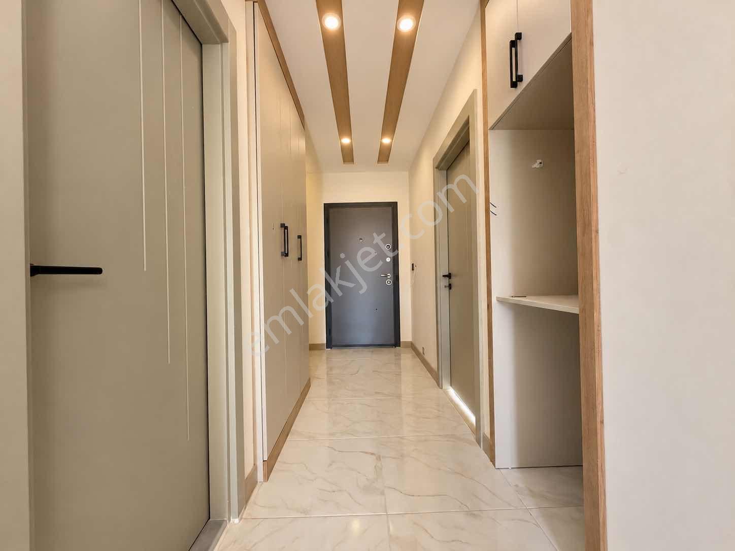 Sütçülerde Tahtakale Ve Perşembe Pazarı Yanı Asansör 2+1 Daire — fotoğraf 9