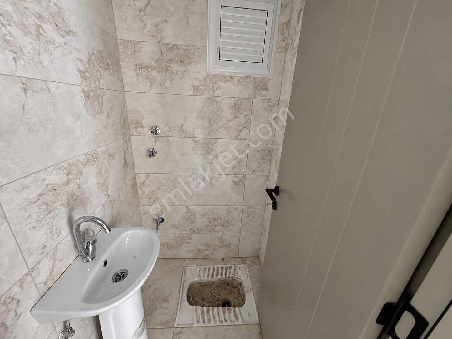 Sütçülerde Tahtakale Ve Perşembe Pazarı Yanı Asansör 2+1 Daire — fotoğraf 16