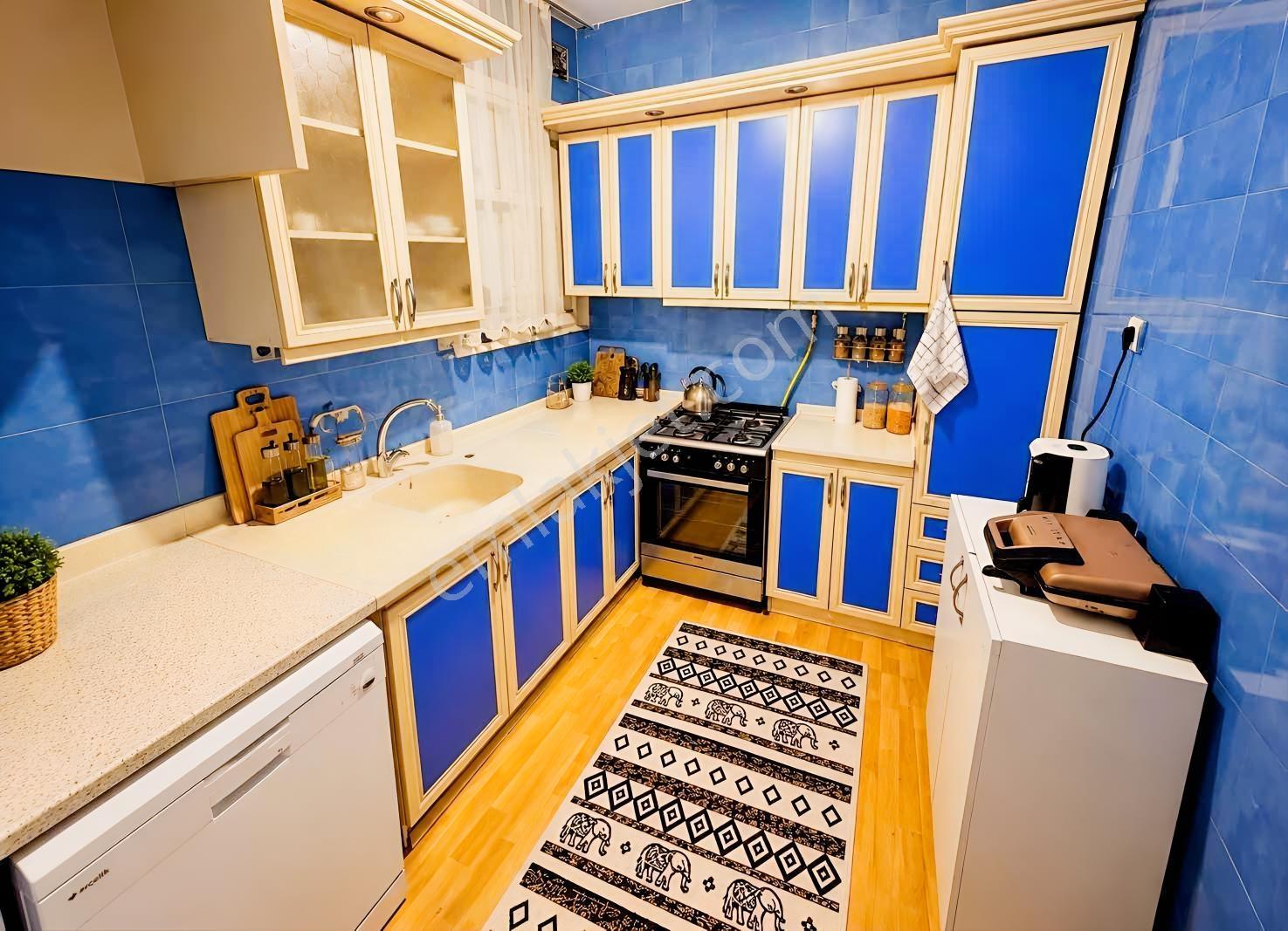 Güngören İnönü Cd Üstünde 2+1 95m2 Krediye Uygun Satılık Daire — fotoğraf 6