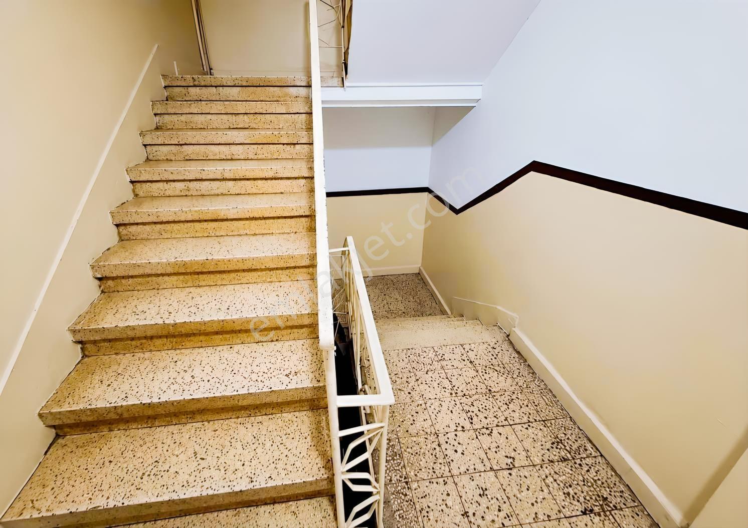 Güngören İnönü Cd Üstünde 2+1 95m2 Krediye Uygun Satılık Daire — fotoğraf 23