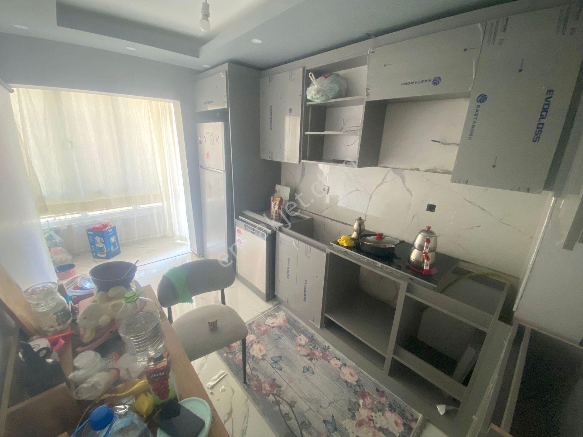 Hemdem Gayrimenkul'den Topçu' Da Ebeveyn Banyolu 'full Yapılı' Arakatta 3+1 Satılık Daire — fotoğraf 5