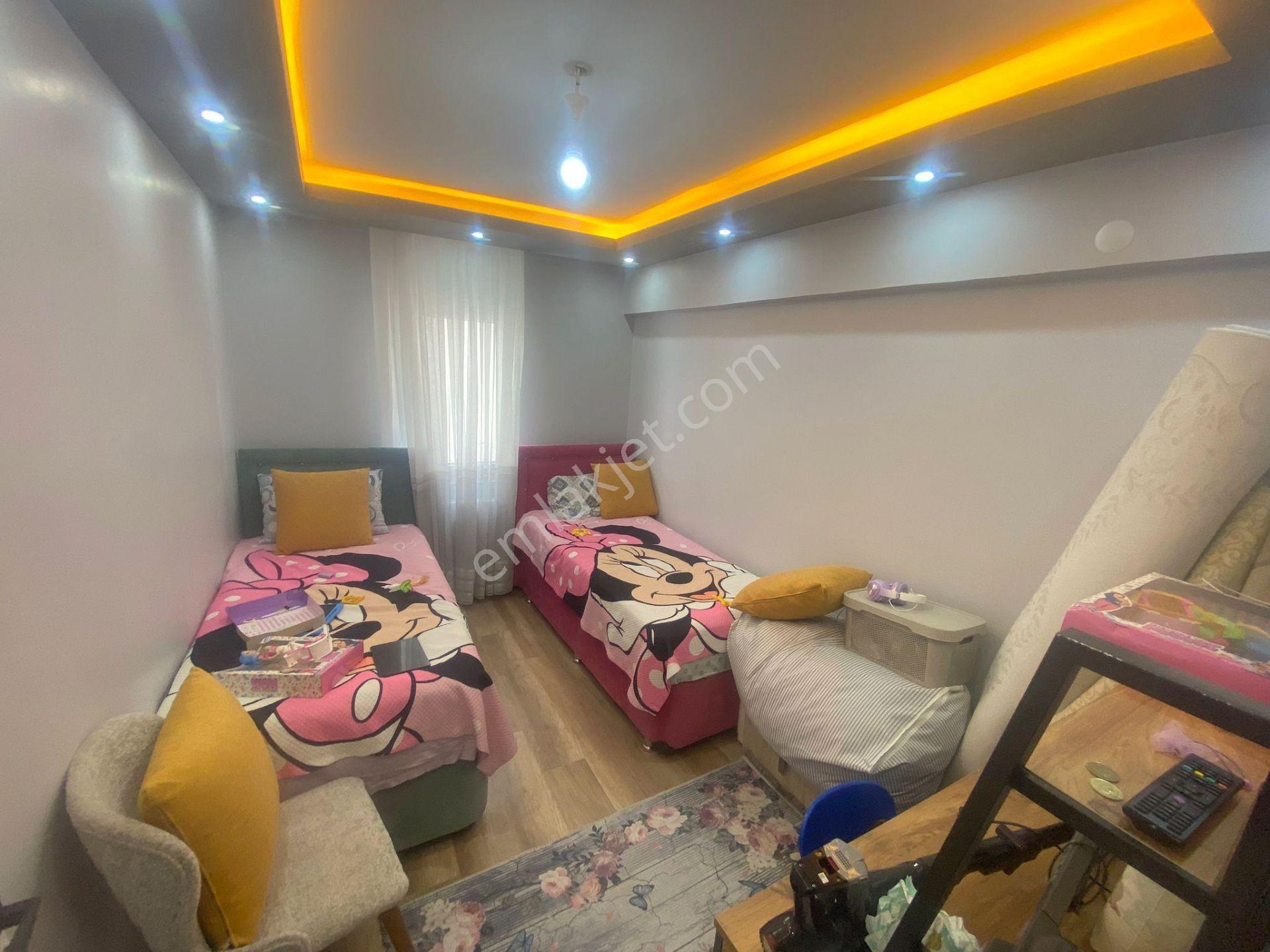 Hemdem Gayrimenkul'den Topçu' Da Ebeveyn Banyolu 'full Yapılı' Arakatta 3+1 Satılık Daire — fotoğraf 11