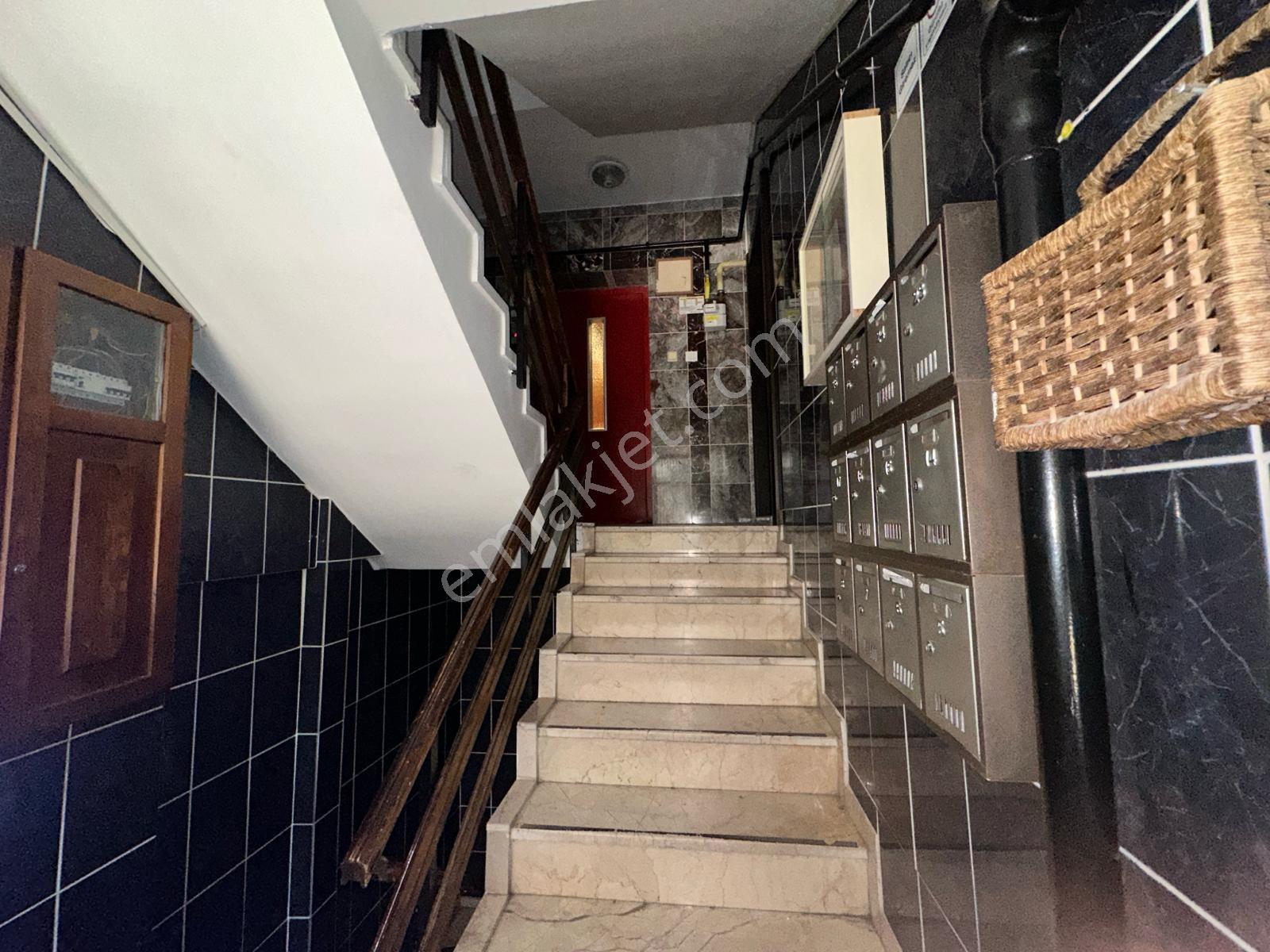 Redstone Şana'dan Beşirli Çınaraltı Sitesi Satılık 3+1 Daire — fotoğraf 5
