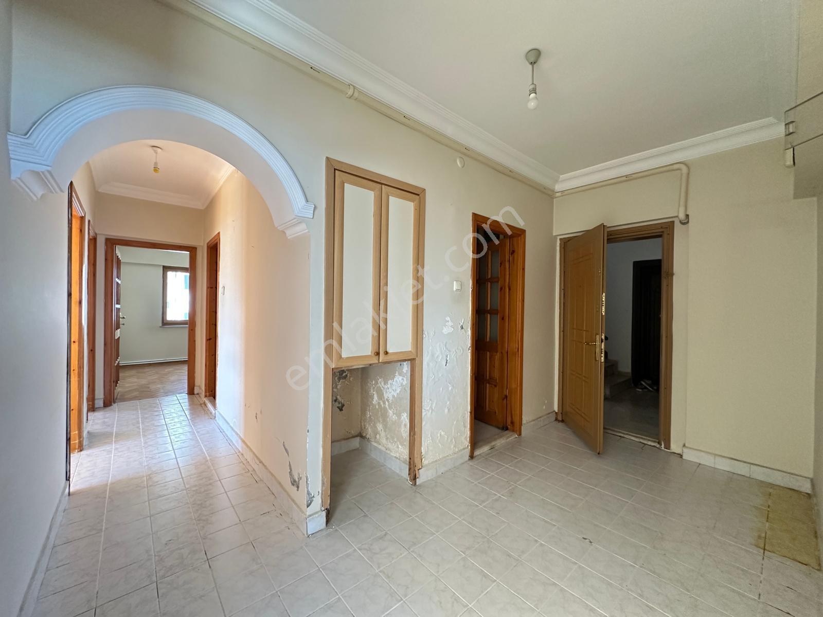 Redstone Şana'dan Beşirli Çınaraltı Sitesi Satılık 3+1 Daire — fotoğraf 7