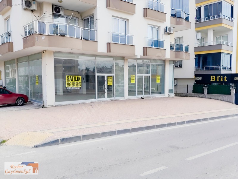 Yalınayak Çiftçiler Caddesi Üzerinde 660 M² Kiralık Geniş Dükkan — fotoğraf 9