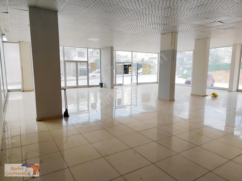 Yalınayak Çiftçiler Caddesi Üzerinde 660 M² Kiralık Geniş Dükkan — fotoğraf 11