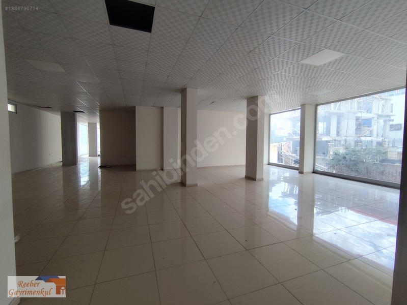 Yalınayak Çiftçiler Caddesi Üzerinde 660 M² Kiralık Geniş Dükkan — fotoğraf 24