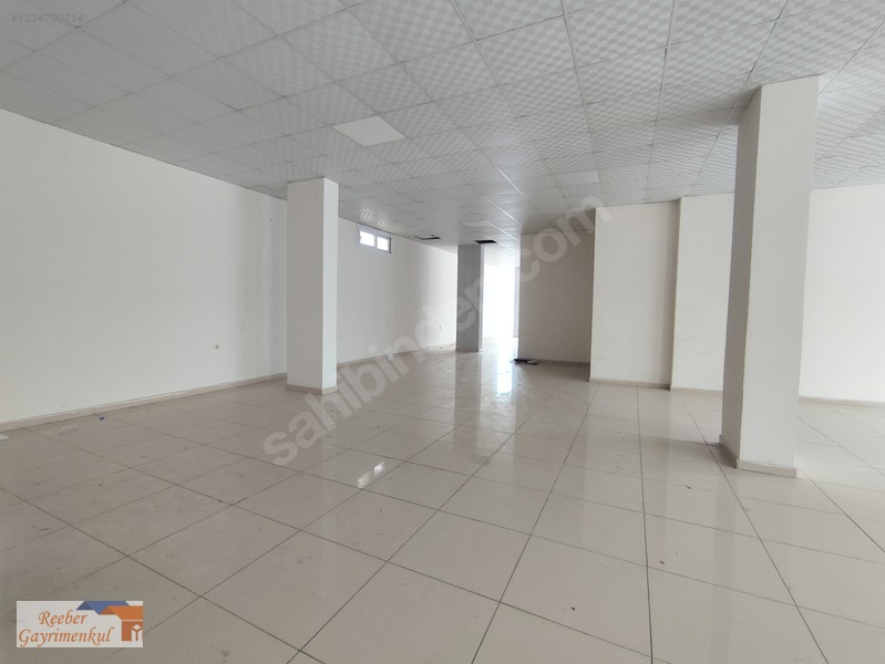Yalınayak Çiftçiler Caddesi Üzerinde 660 M² Kiralık Geniş Dükkan — fotoğraf 25