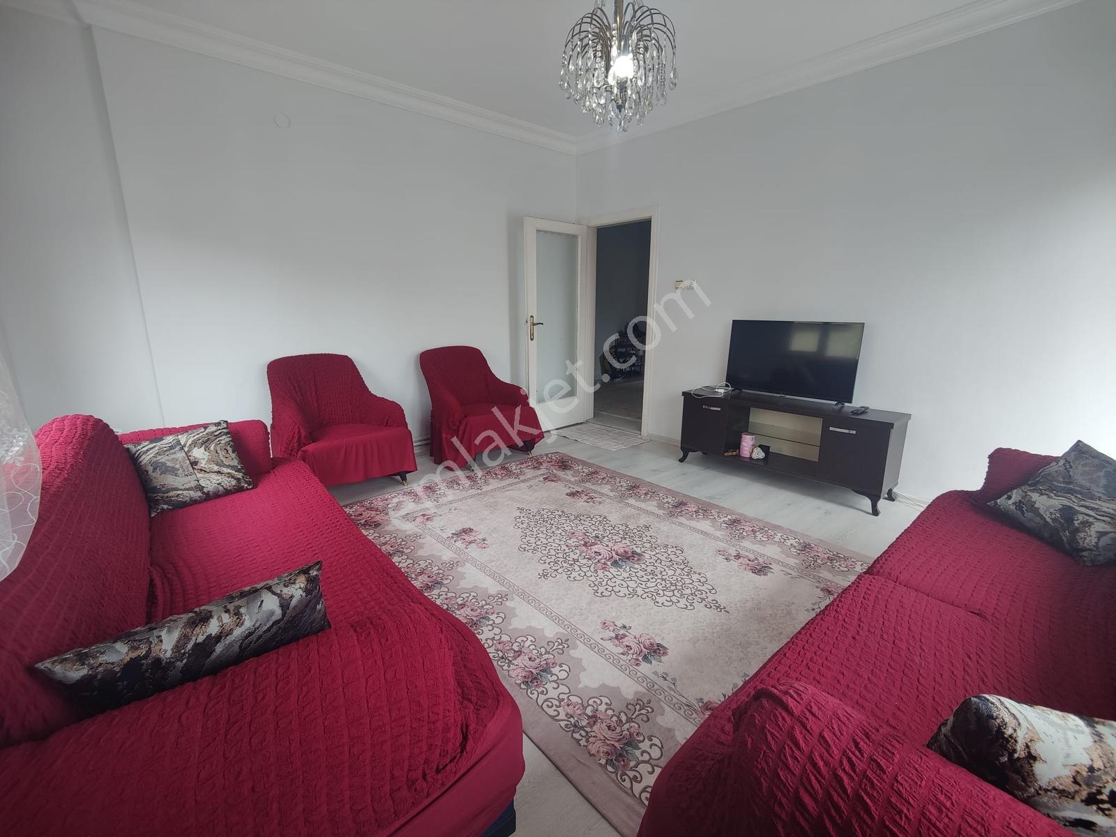 Pazarkapı Mahallesi Merkezi Konumda Satılık 2+1 Daire
