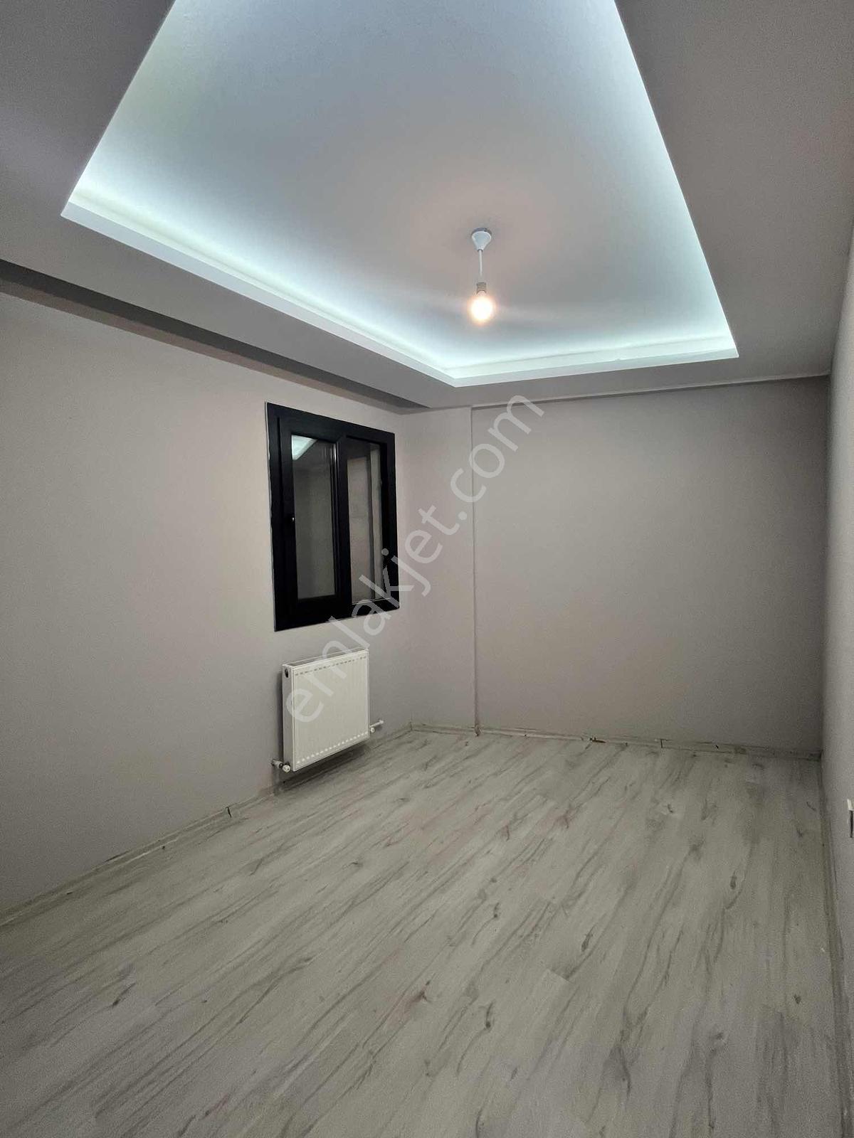Hıdırlık Mahallesi Çarşı İçinde 2+1 — fotoğraf 12