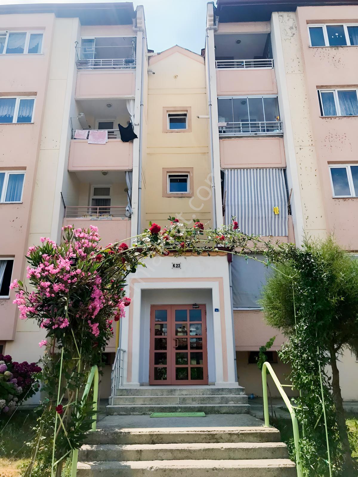 Kocaeli Karamürsel Kayacık Kalıcı Konutlarda Satılık 3+1 Daire — fotoğraf 2